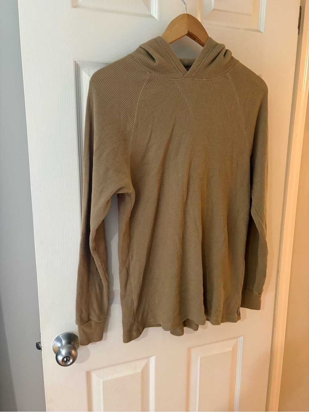 Aritzia TNA waffle pullover tan hoodie sweater size 2XS oversized